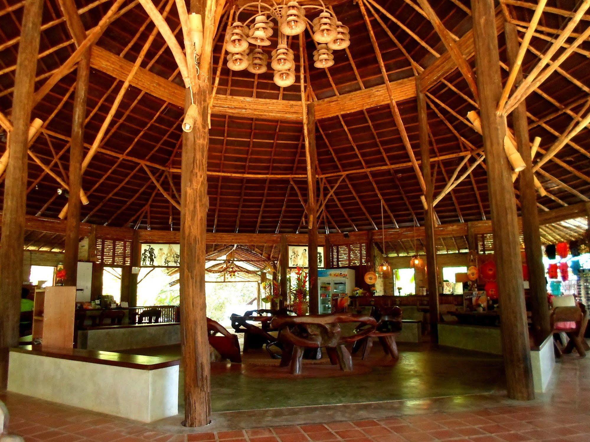 The Cliff & River Jungle Resort Phanom Buitenkant foto